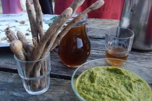 Tartinade et gressins